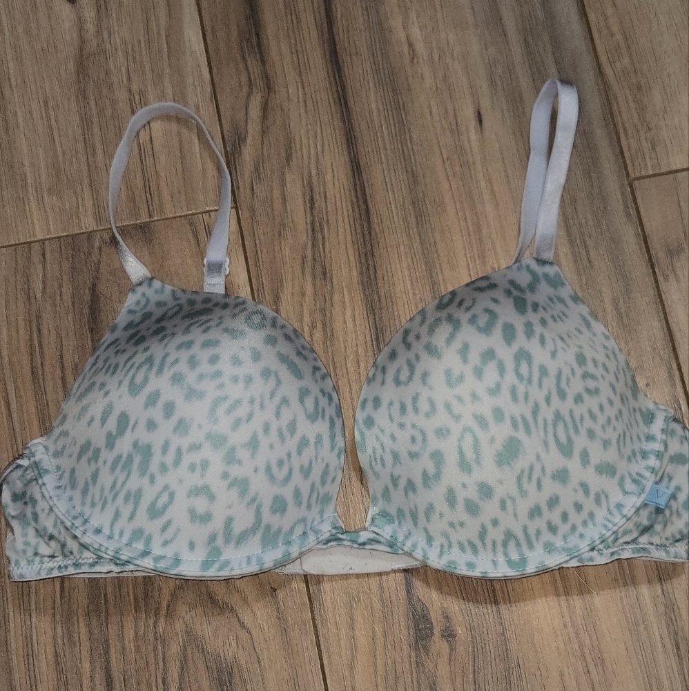 Victoria Secret 34C - push up Leopard Print Bra